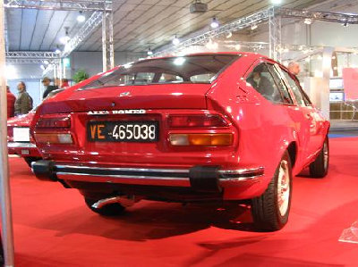 08Padova GTV auf dem offiziellen Alfa Stand.JPG