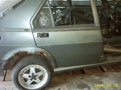 Alfa 75 TS 038.jpg