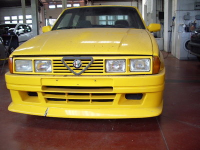 Alfa-Romeo-75_8546441.jpg